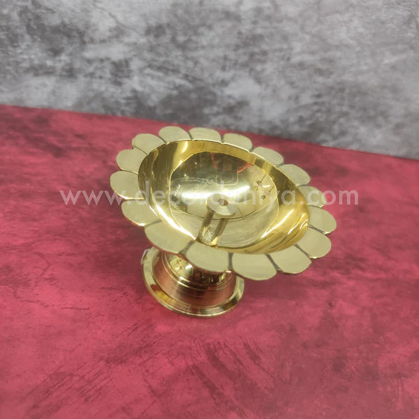 Lotus Athma Vilakku with Stand - RB23