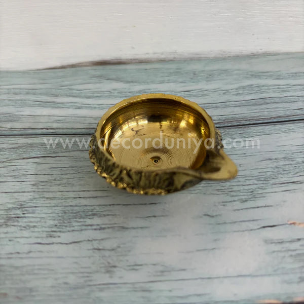 Kubera Vilakku - RBK1