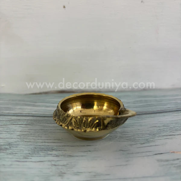 Kubera Vilakku - RBK1