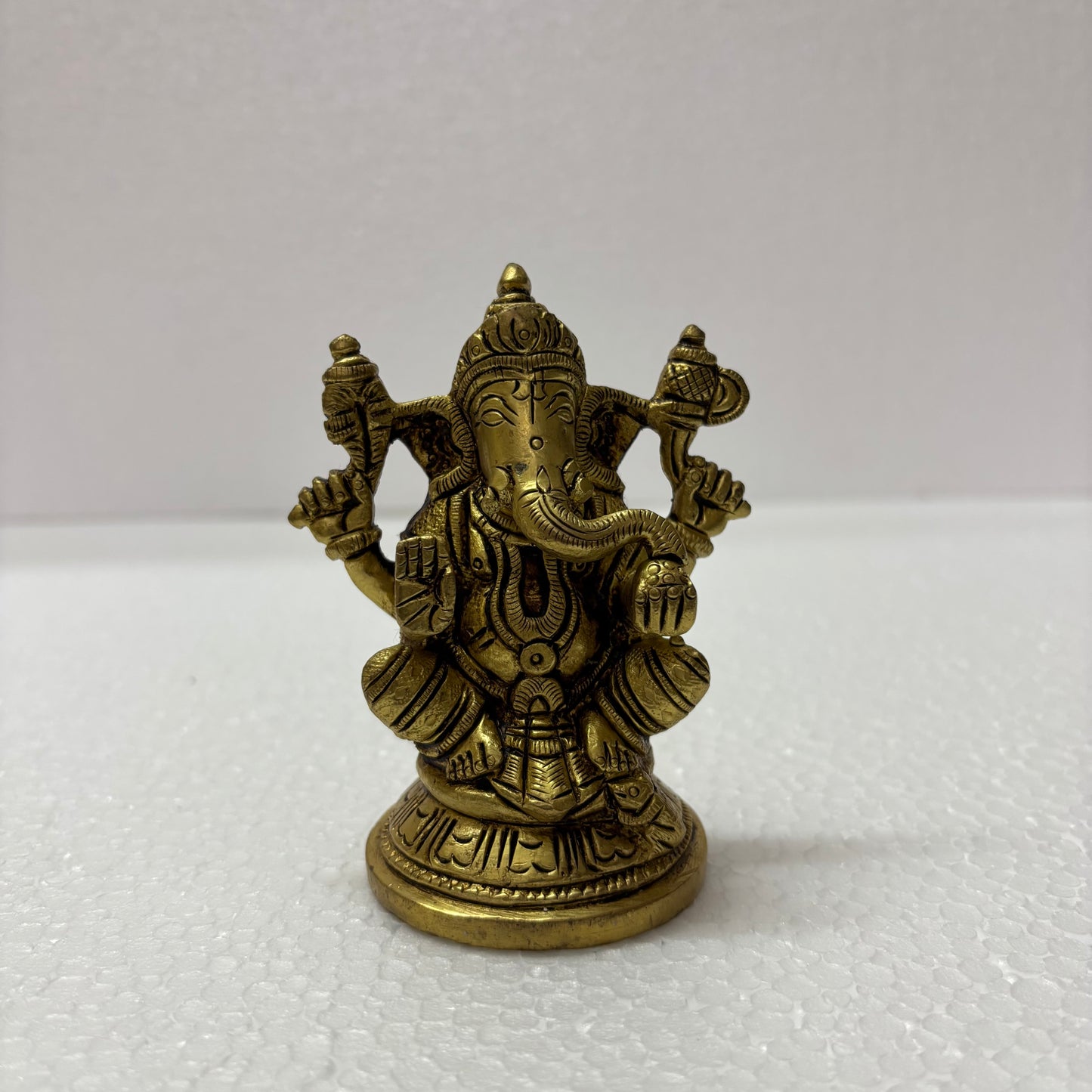 Lord Ganesha | Vinayagar Brass Idol | Decor Duniya Brass Idols | Pooja & Home Décor – RBN01