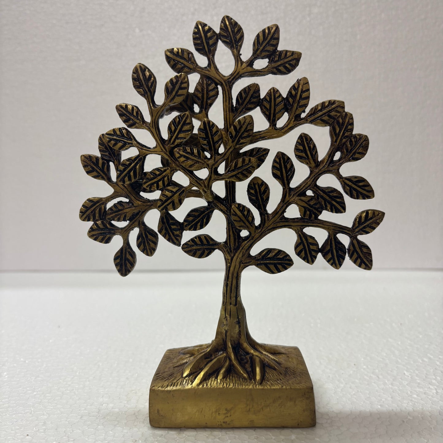 Kalpavriksha Tree | Divine Wish-Fulfilling Tree Brass Idol | Decor Duniya Brass Idols | Pooja & Home Décor – RBN48