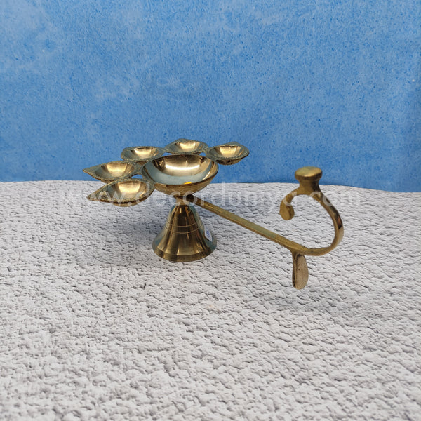 5 Face Aarthi Vilakku - SB21