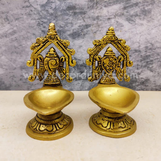 Sangu Chakra Vilakku - RJ1