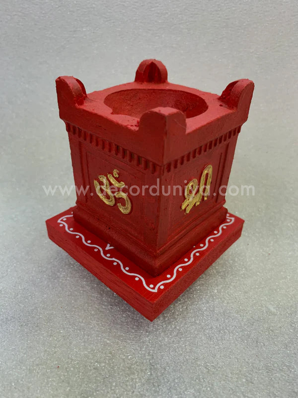 Clay Thulasi Maadam and wooden kolam base manai Size 3x3 inch-T02