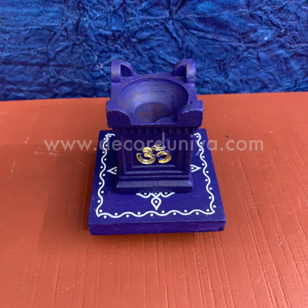 Tulasi Maadam Vilakku with Wooden Manai - TVM6