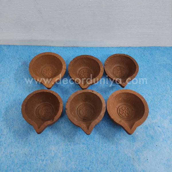 Karthigai Deepam - Vilakku Combo - Clay Diya Gift Box - VC4 - set of 27 lamps