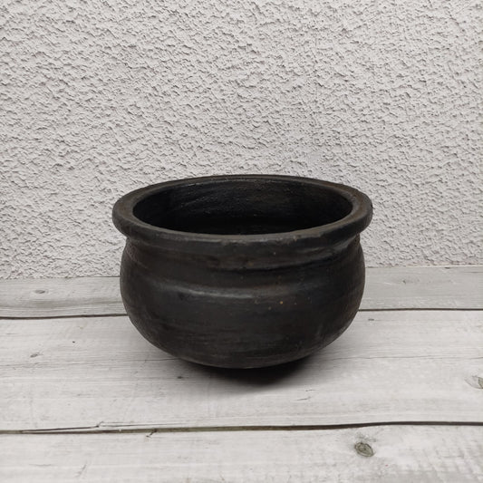 S Type Black pot - OCB22