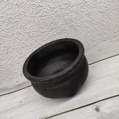 S Type Black pot - OCB22