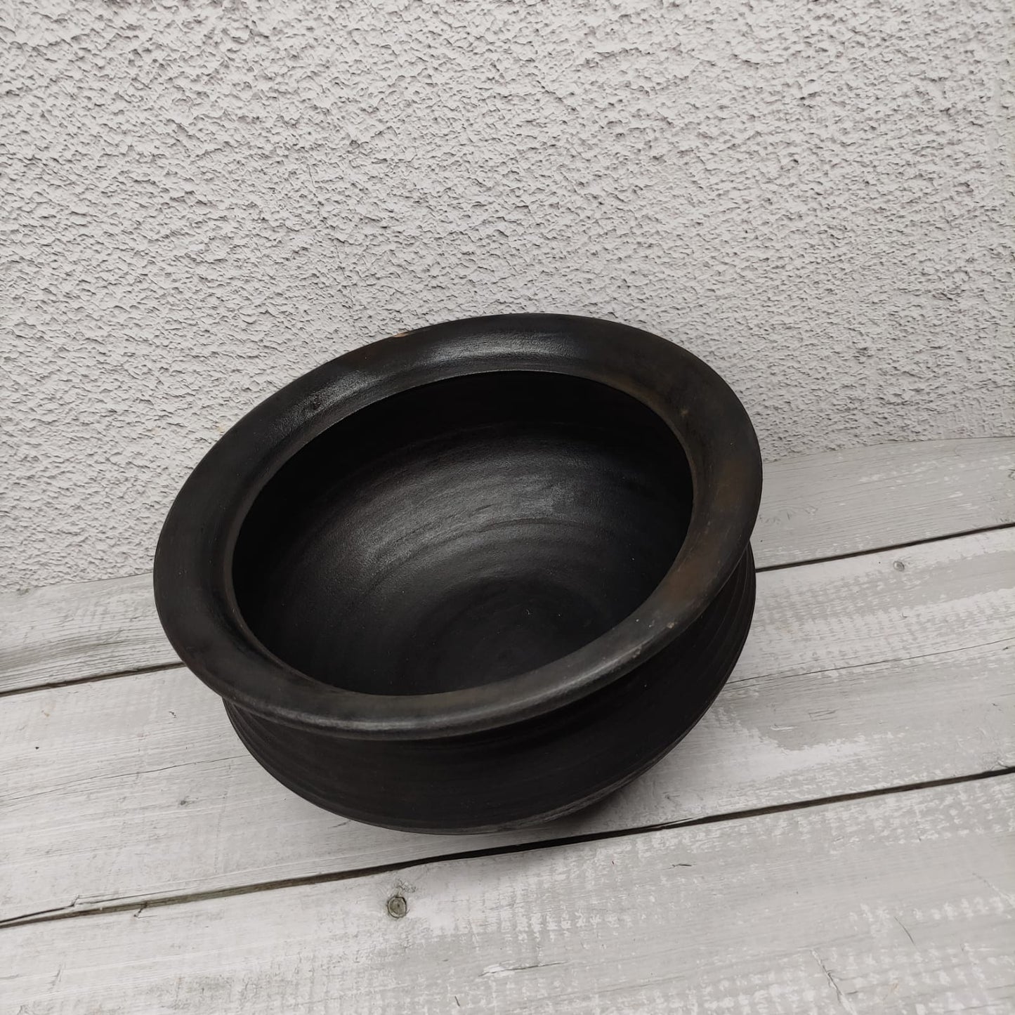 Fine Finish Black Clay Pot - OCB21