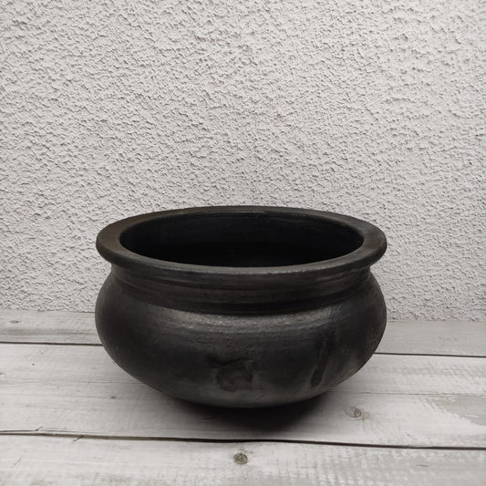 S Type Black Clay Pot - OCB23