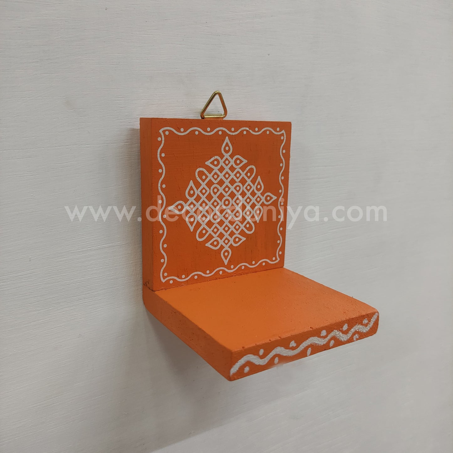 Wooden Kolam Wall Shelf | Vilakku madam - VM74