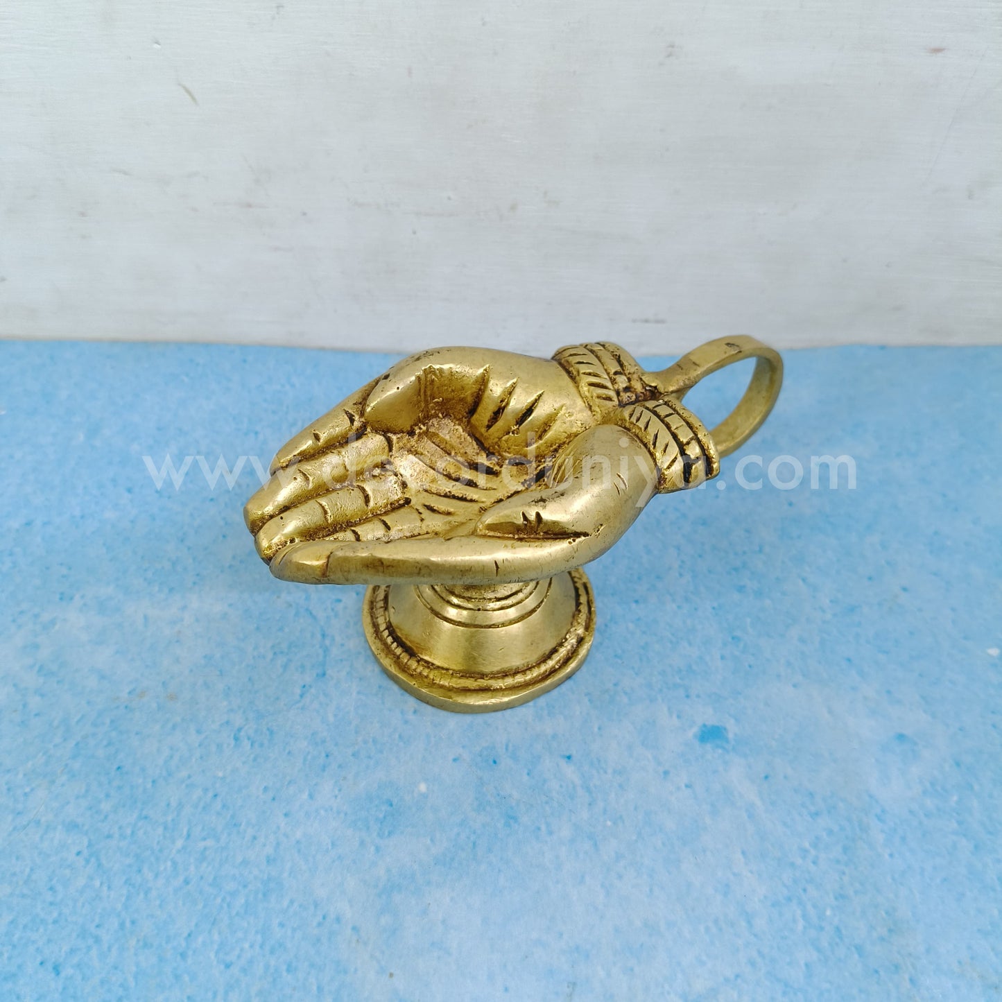 Brass Hand Diya - Vilakku for Pooja Room - RJ0112