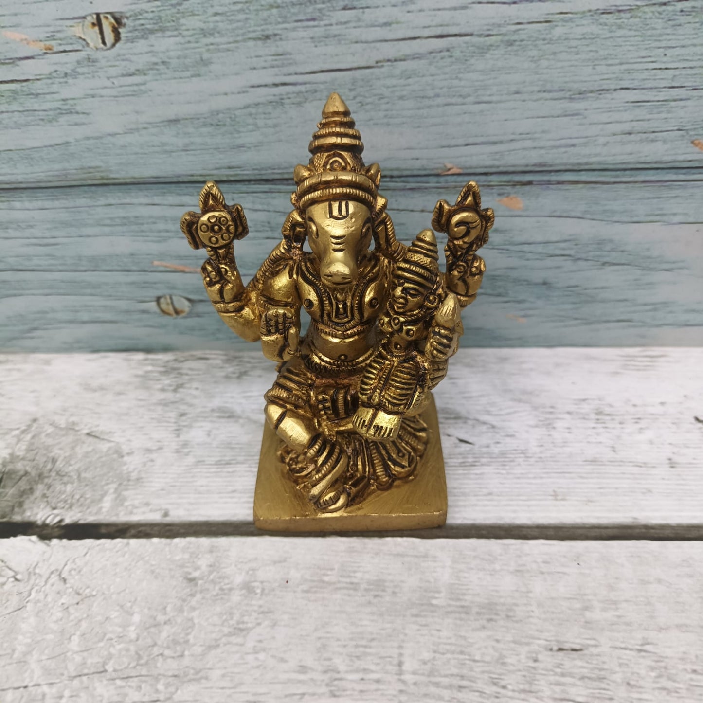Lakshmi Hayagreevar  - LH01