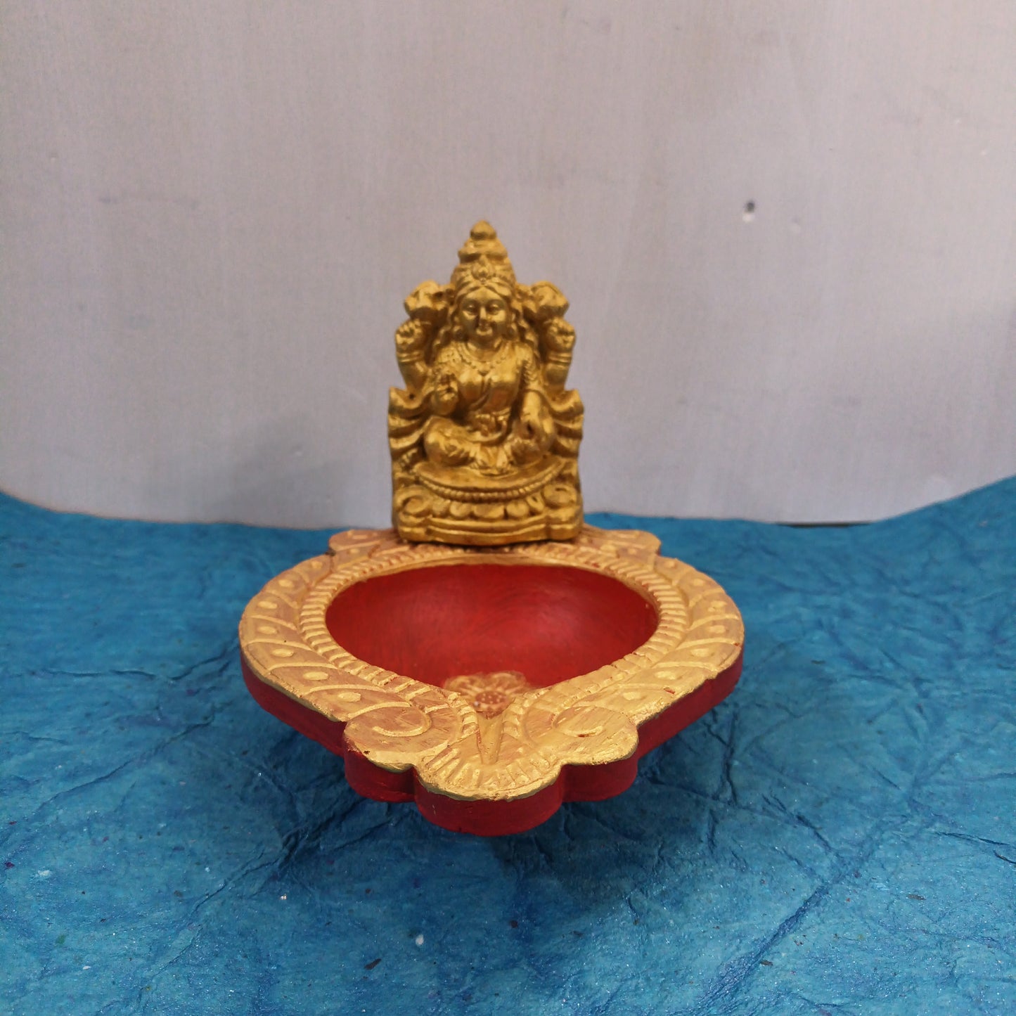 Clay Lakshmi Vilakku - LV1