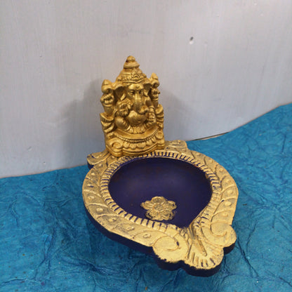 Clay Ganesha Vilakku - GV3