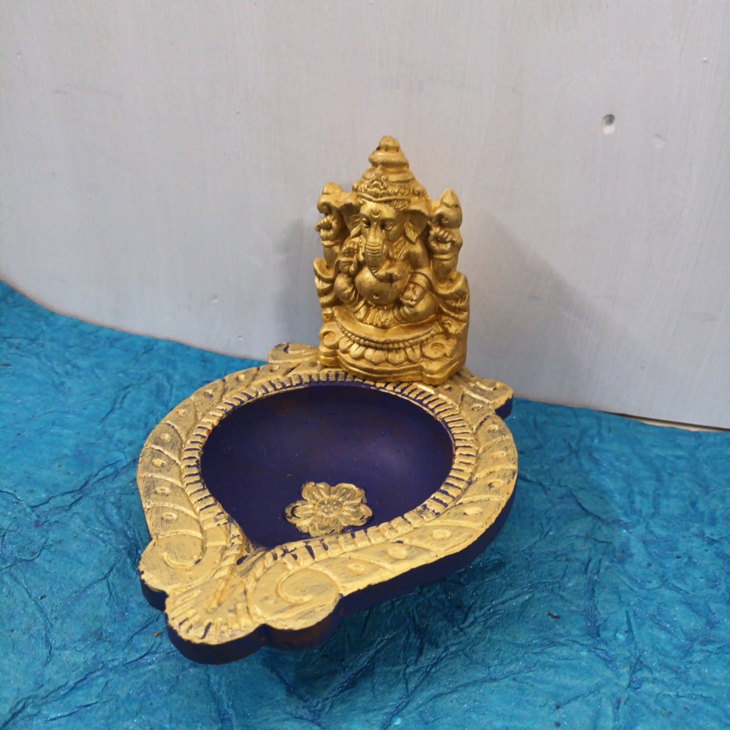 Clay Ganesha Vilakku - GV3