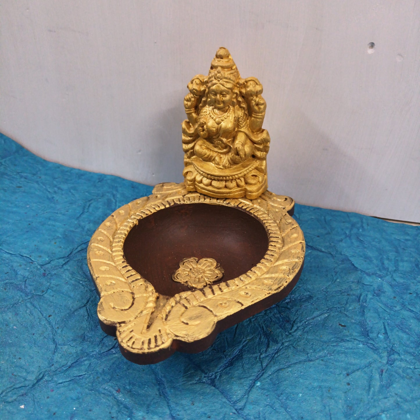 Clay Lakshmi Vilakku - LV4