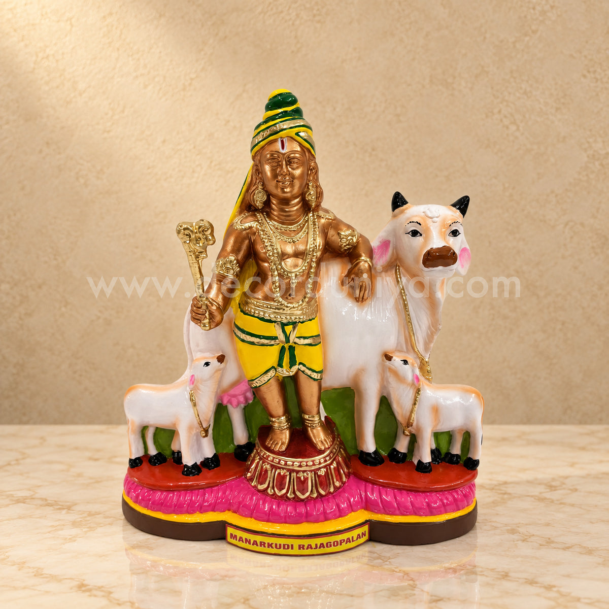 Mannargudi Rajagopalaswamy Perumal with Cow Clay Golu Doll | Navaratri Golu Bommai & Pooja Décor – TKS28