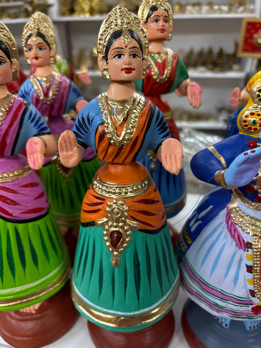 Thanjavur Dancing Doll - TD1153