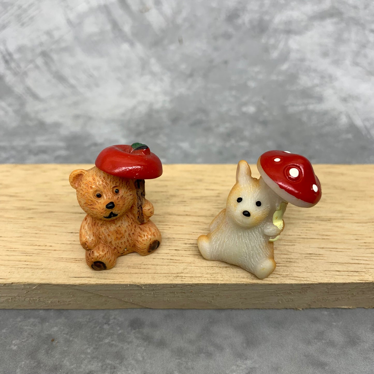 Bear with mushroom- M116-C