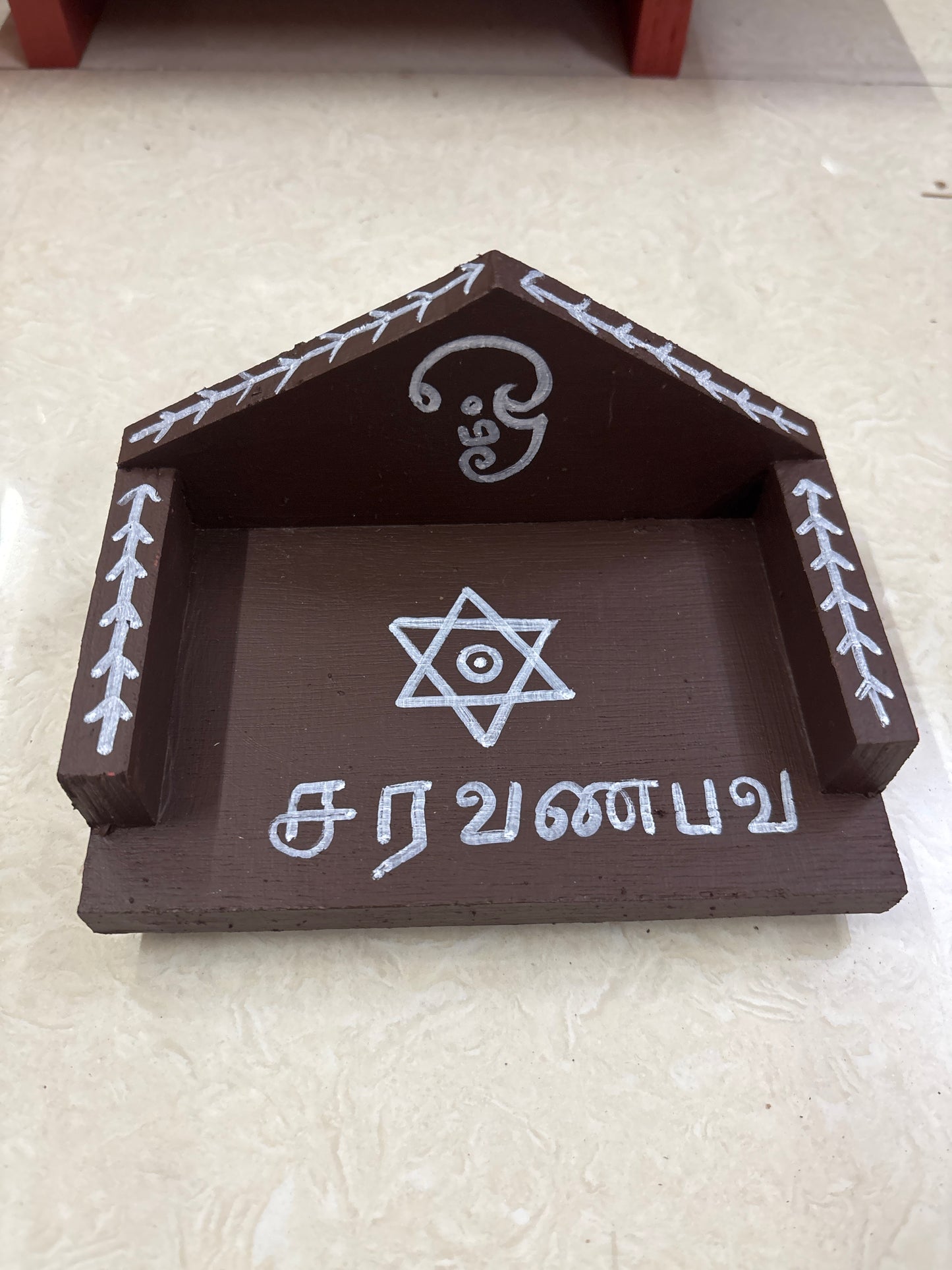 Wooden Singhasan Manai - WWG001