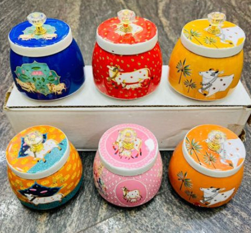 Pichiwai metal Jar - KS29