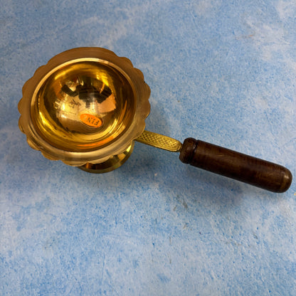 Brass Sambrani holder - Dhoopthani - SB6