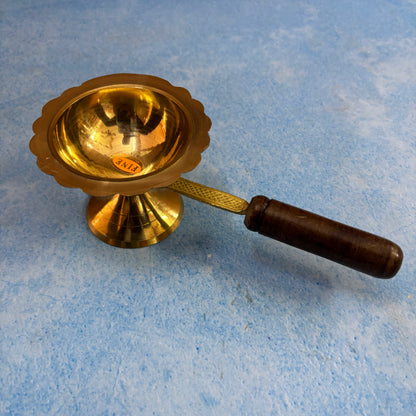 Brass Sambrani holder - Dhoopthani - SB6