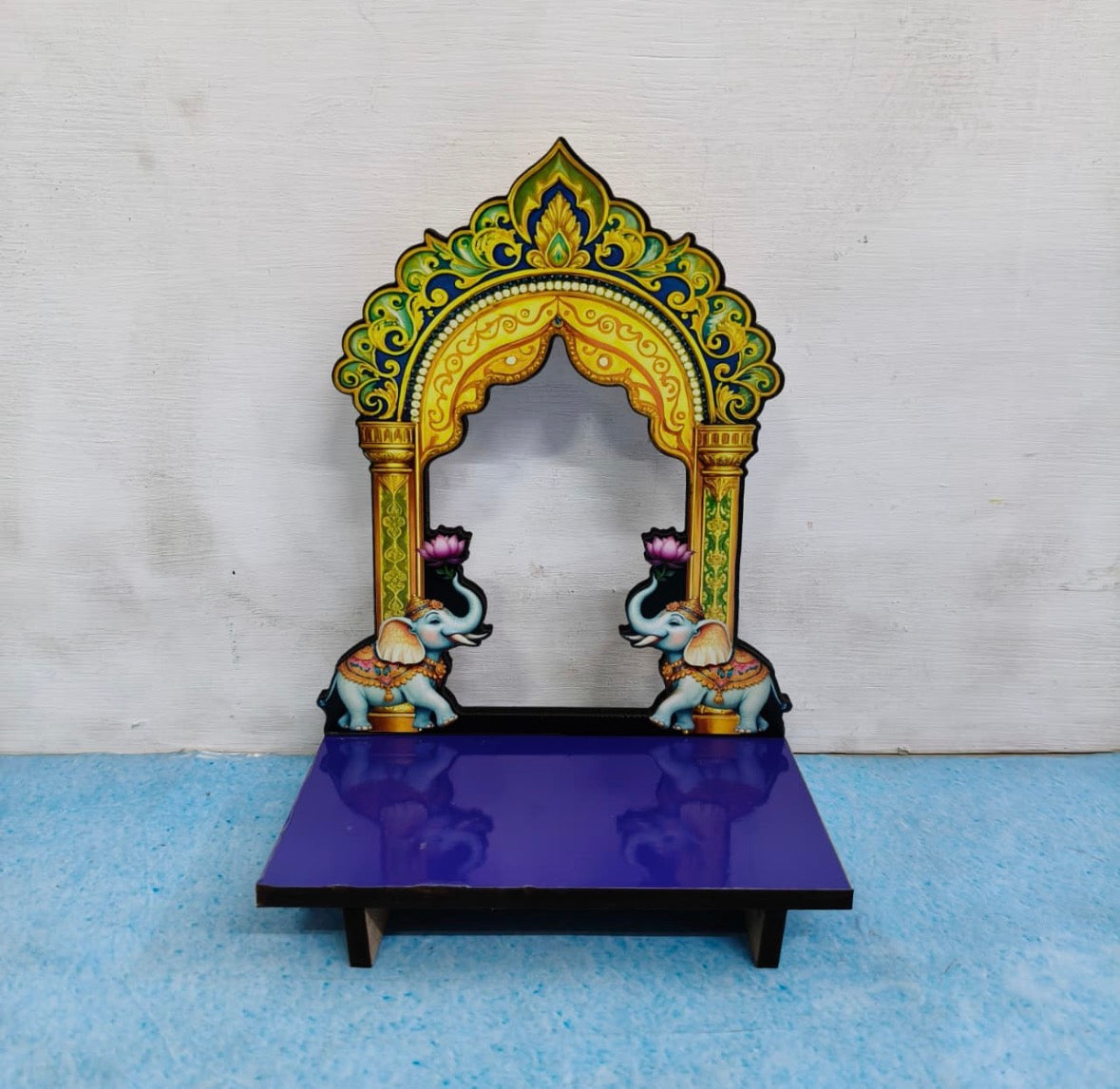 Arch Vilakku Madam - GVM03