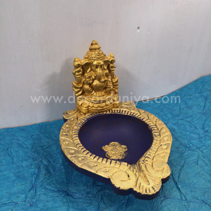 Clay Ganesha Vilakku - GV3