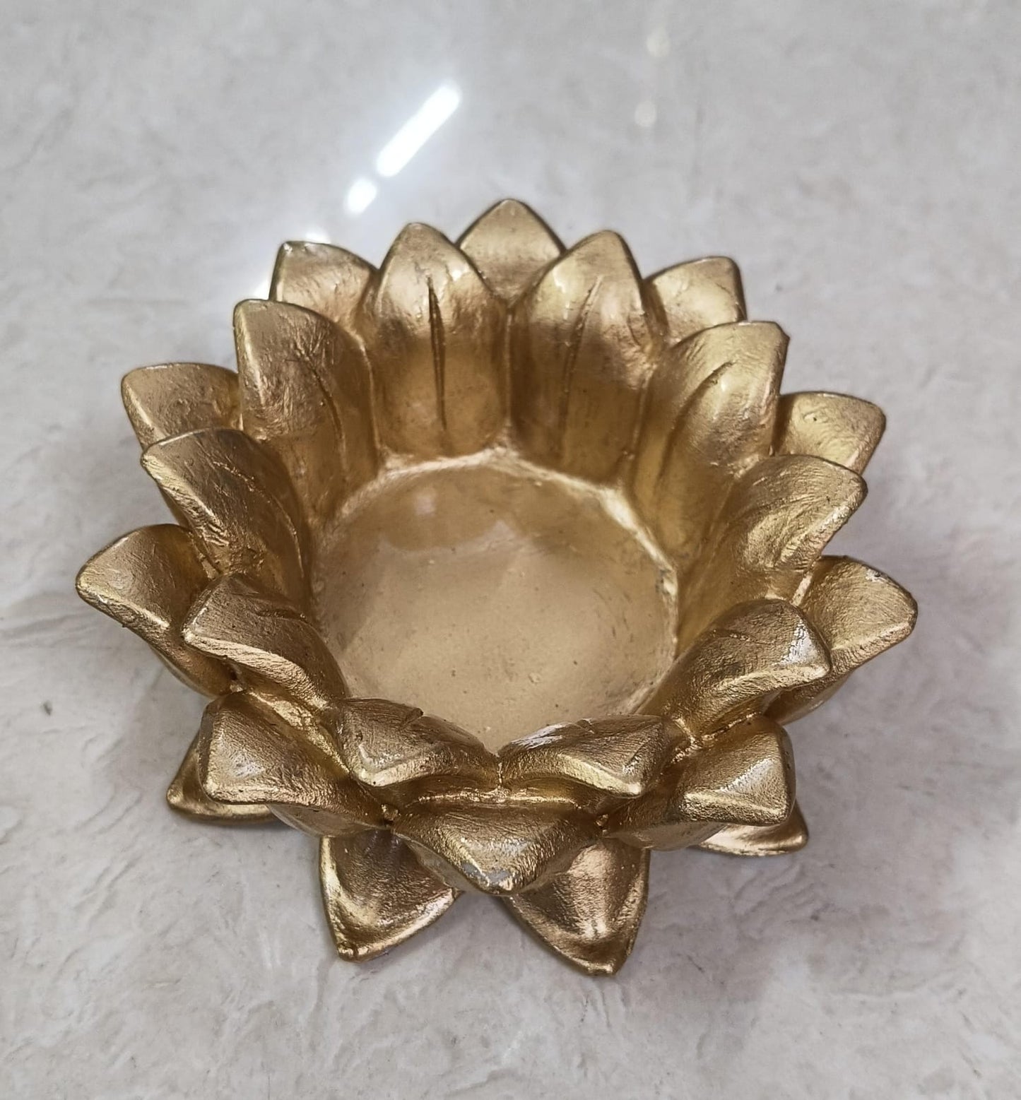 Resin Lotus | RLG