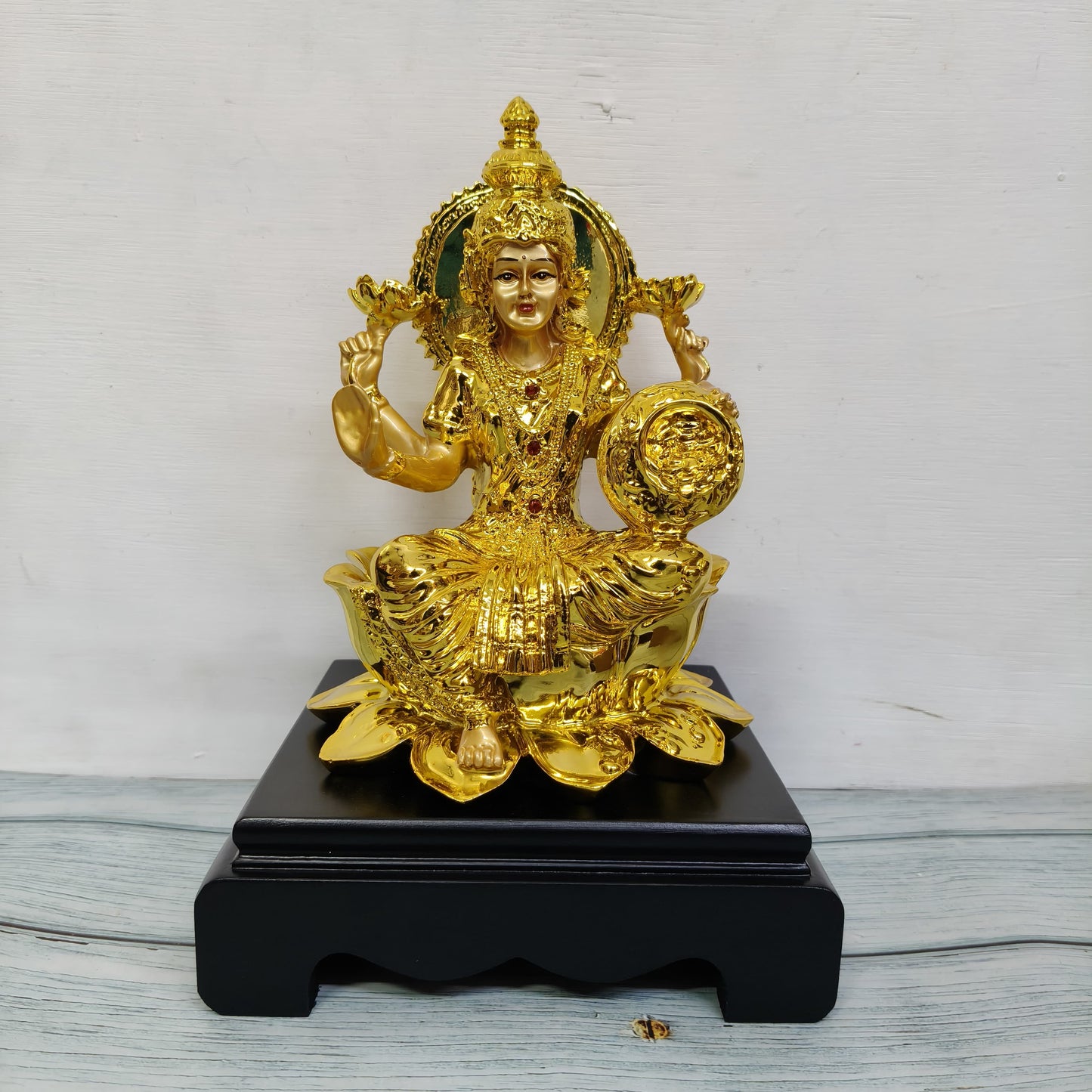 Lakshmi (Gold Finish) - LP03