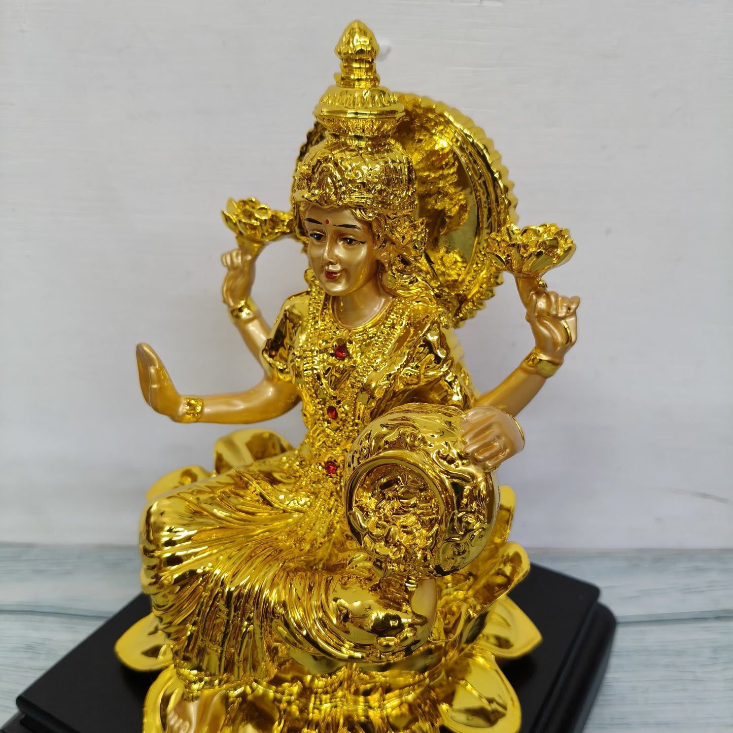 Lakshmi (Gold Finish) - LP03