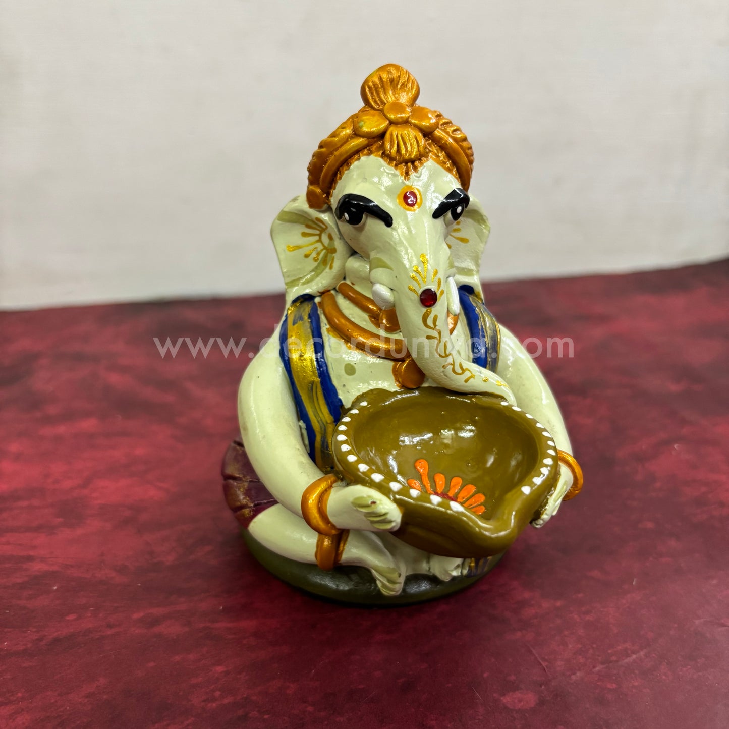 Ganesha Vilakku - VS1025