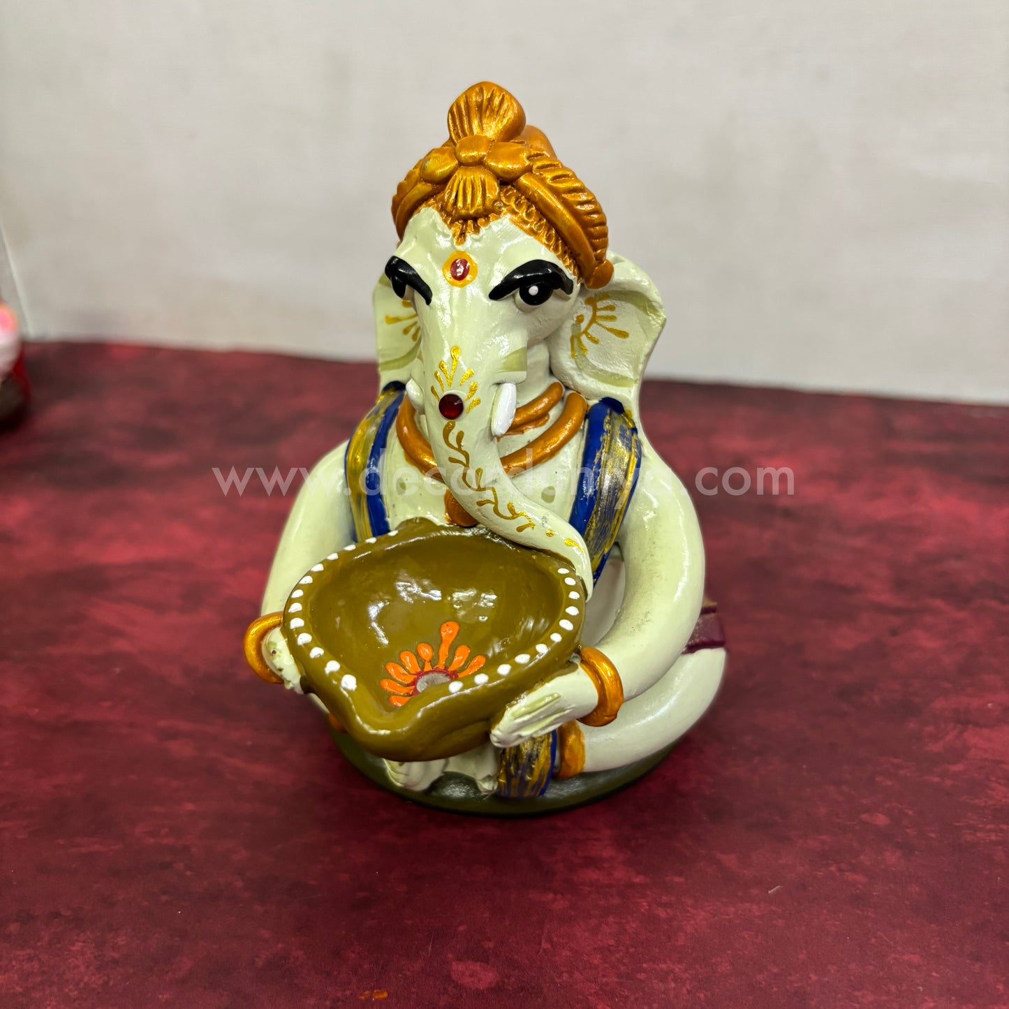 Ganesha Vilakku - VS1025