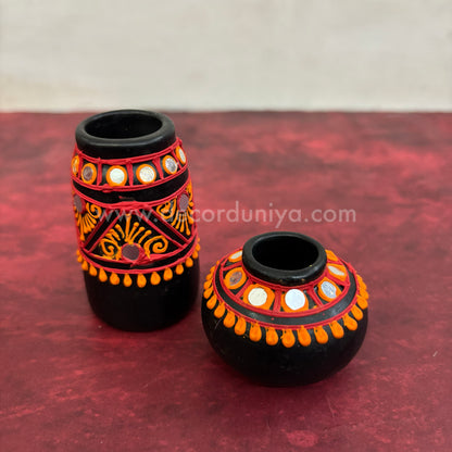 Hand Painted Designer Pots - VS33