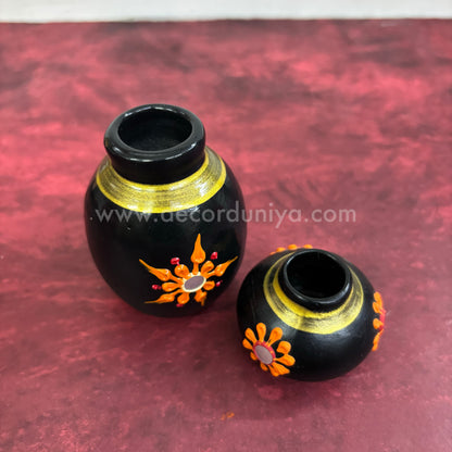 Hand Painted Designer Pots - VS32