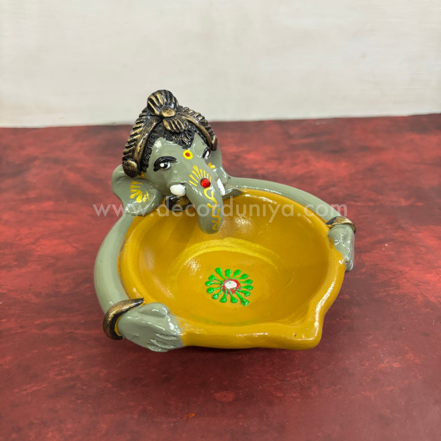 Ganesha Vilakku - VS1027