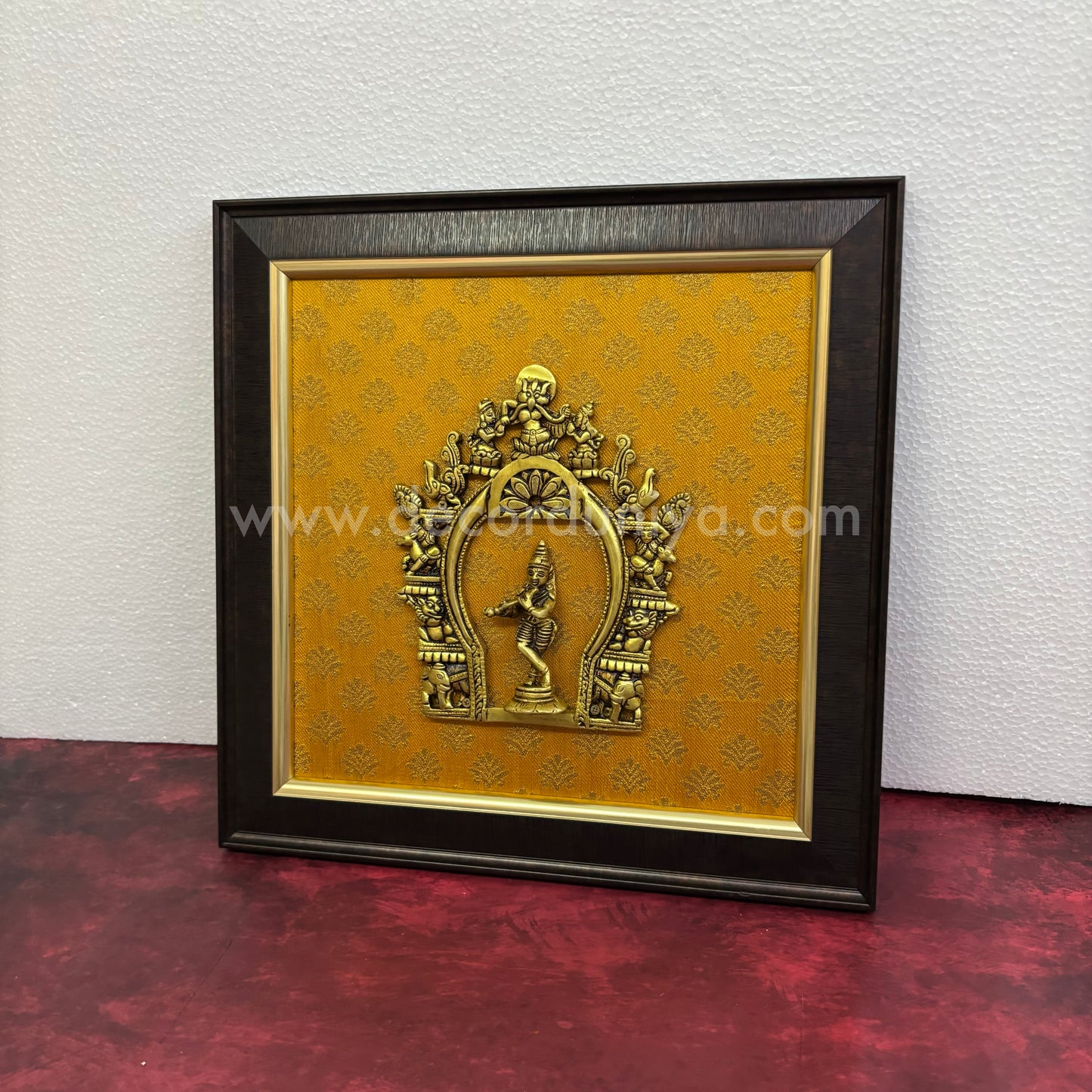 Brass Wall Hanging Frame - BH106