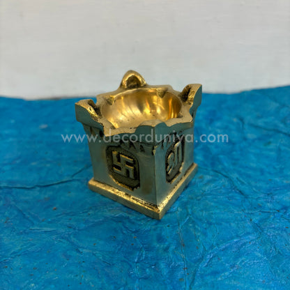 Brass Thulasi Mada Vilakku - RJ7