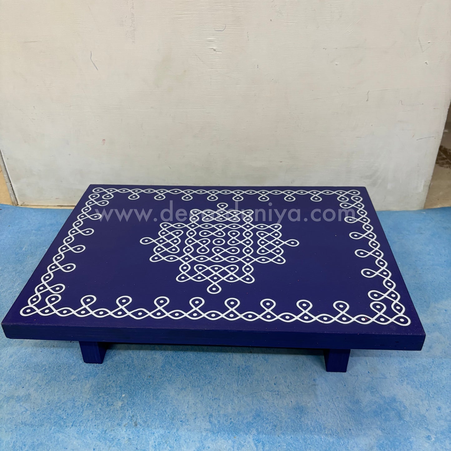 Wooden Manai - WM1102