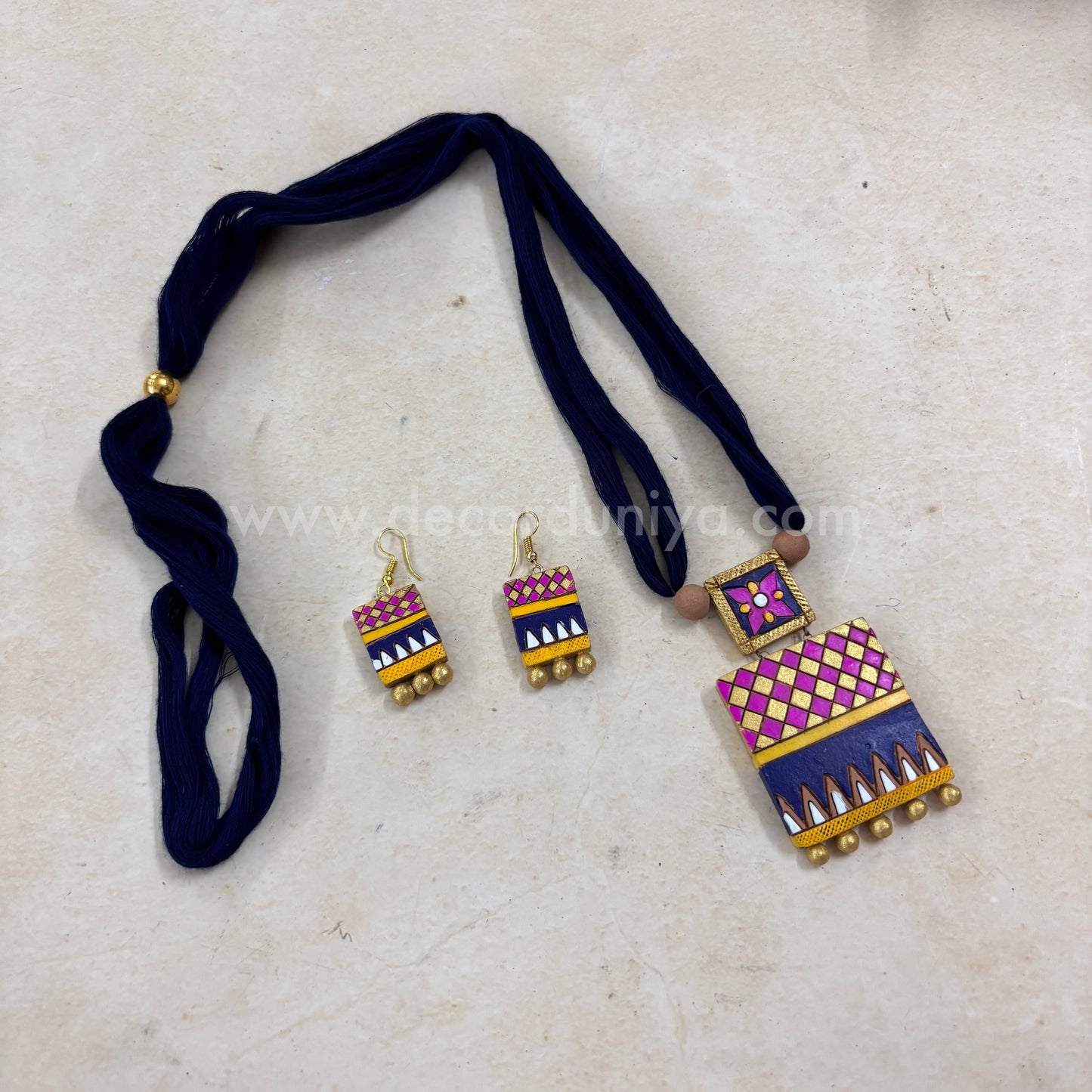 Exclusive Terracotta Jewellery Set With Intricate Design - CI1020