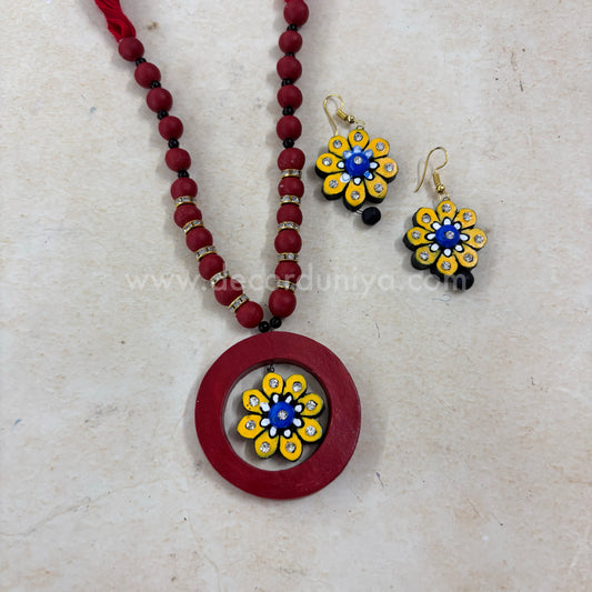 Exclusive Terracotta Jewellery Set With Intricate Design - CI1021