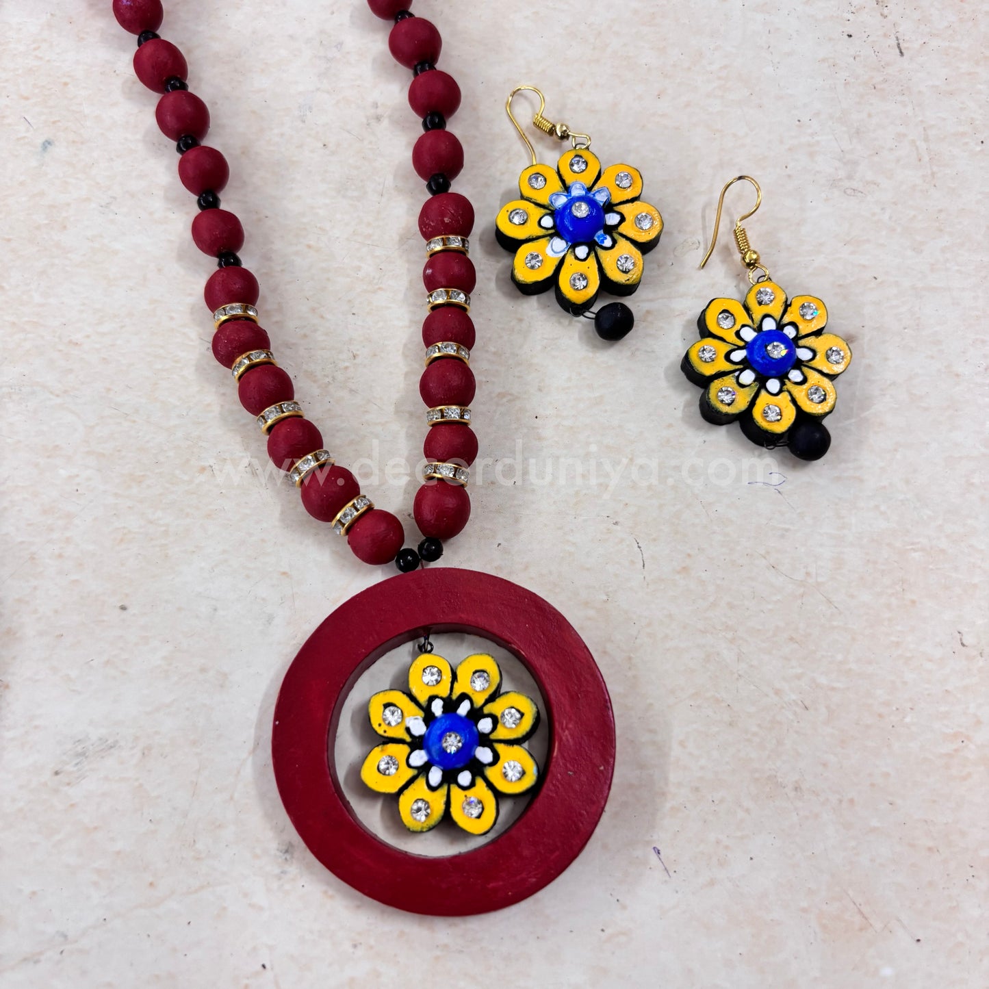 Exclusive Terracotta Jewellery Set With Intricate Design - CI1021