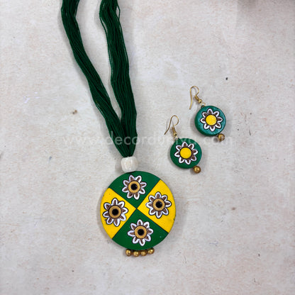 Exclusive Terracotta Jewellery Set With Intricate Design - CI1022