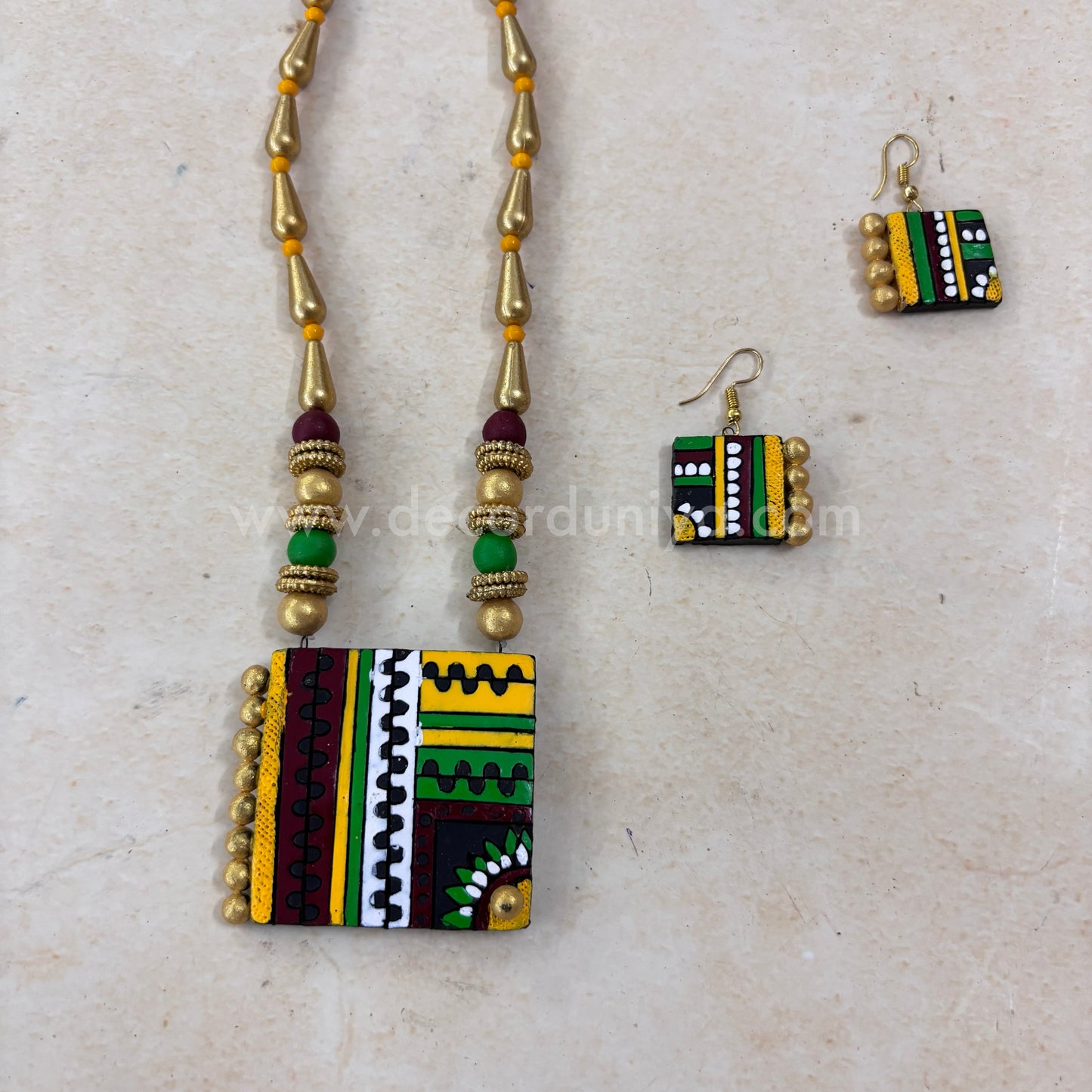 Exclusive Terracotta Jewellery Set With Intricate Design - CI1023