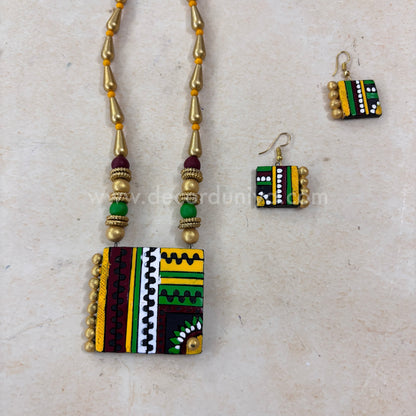 Exclusive Terracotta Jewellery Set With Intricate Design - CI1023