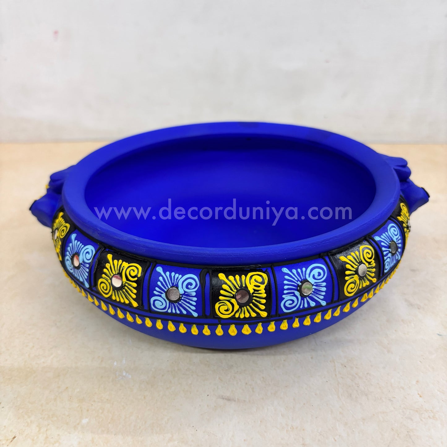 Hand Crafted Urili - VP119