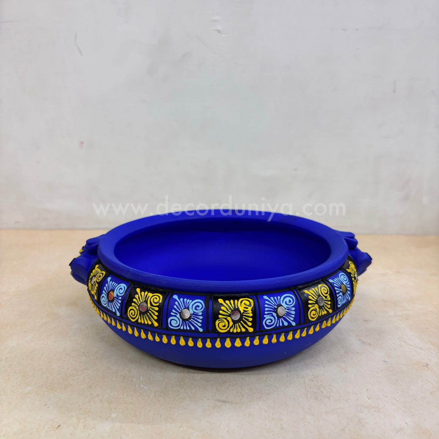 Hand Crafted Urili - VP119