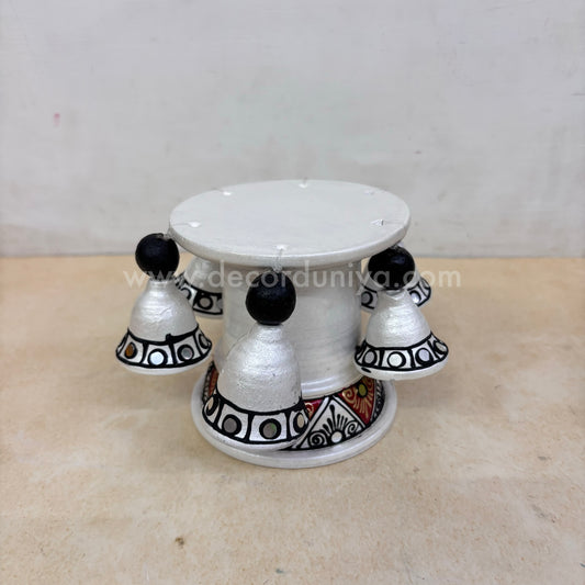 Handcrafted Designer Urili Stand - VP121